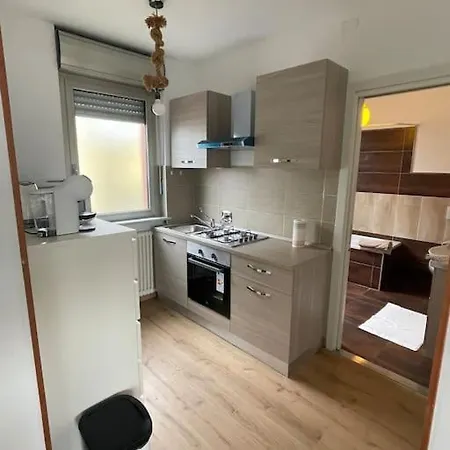 Διαμέρισμα Lecasedialex It Casa Axel *